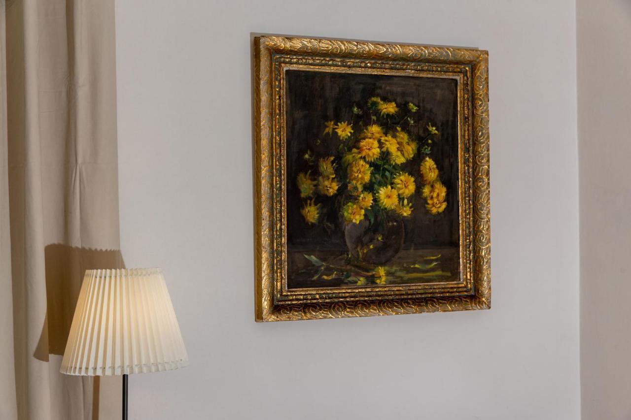 Classy Apartments Charles Bridge Prague Luaran gambar